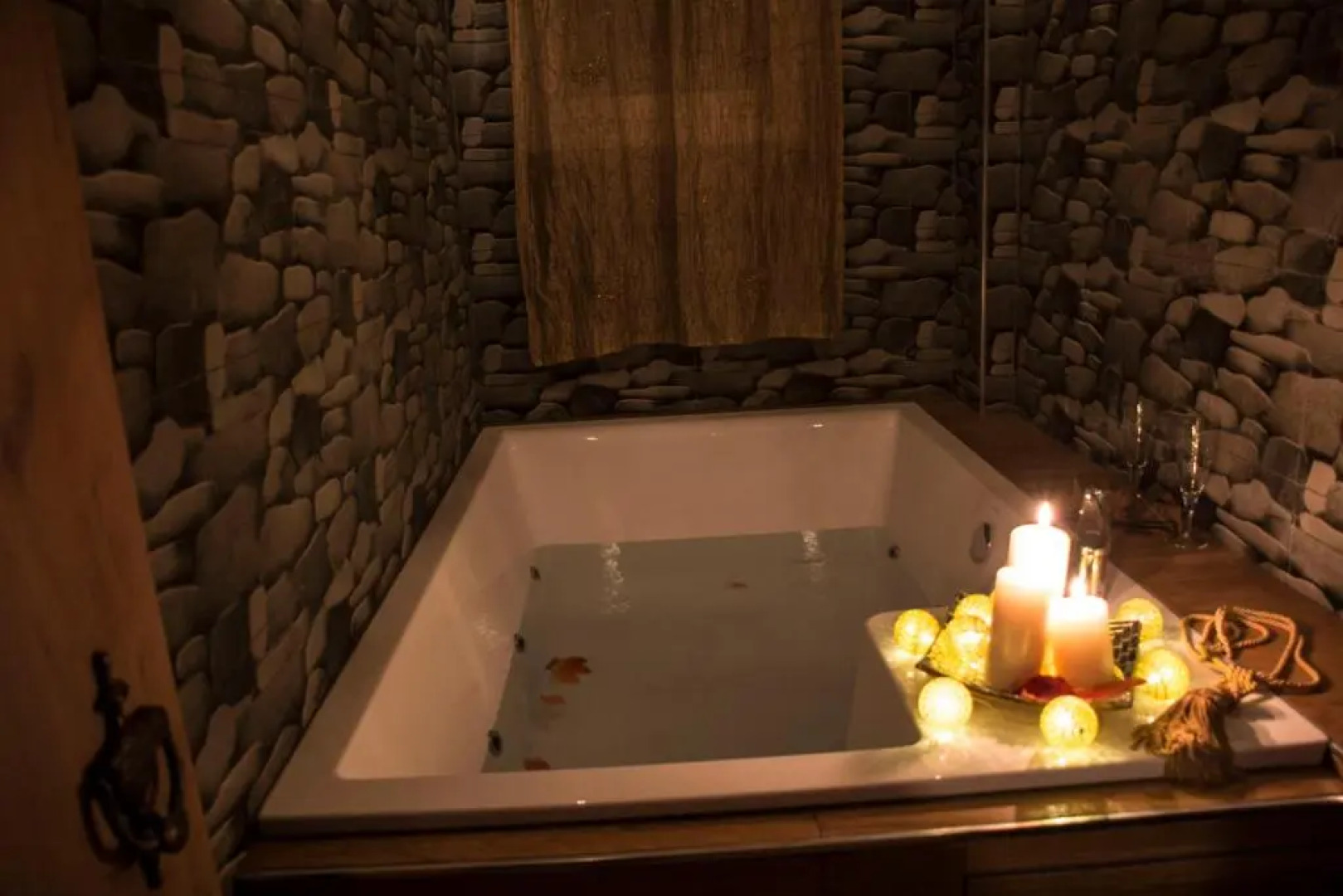 Dharma Luxury & Spa Apartment