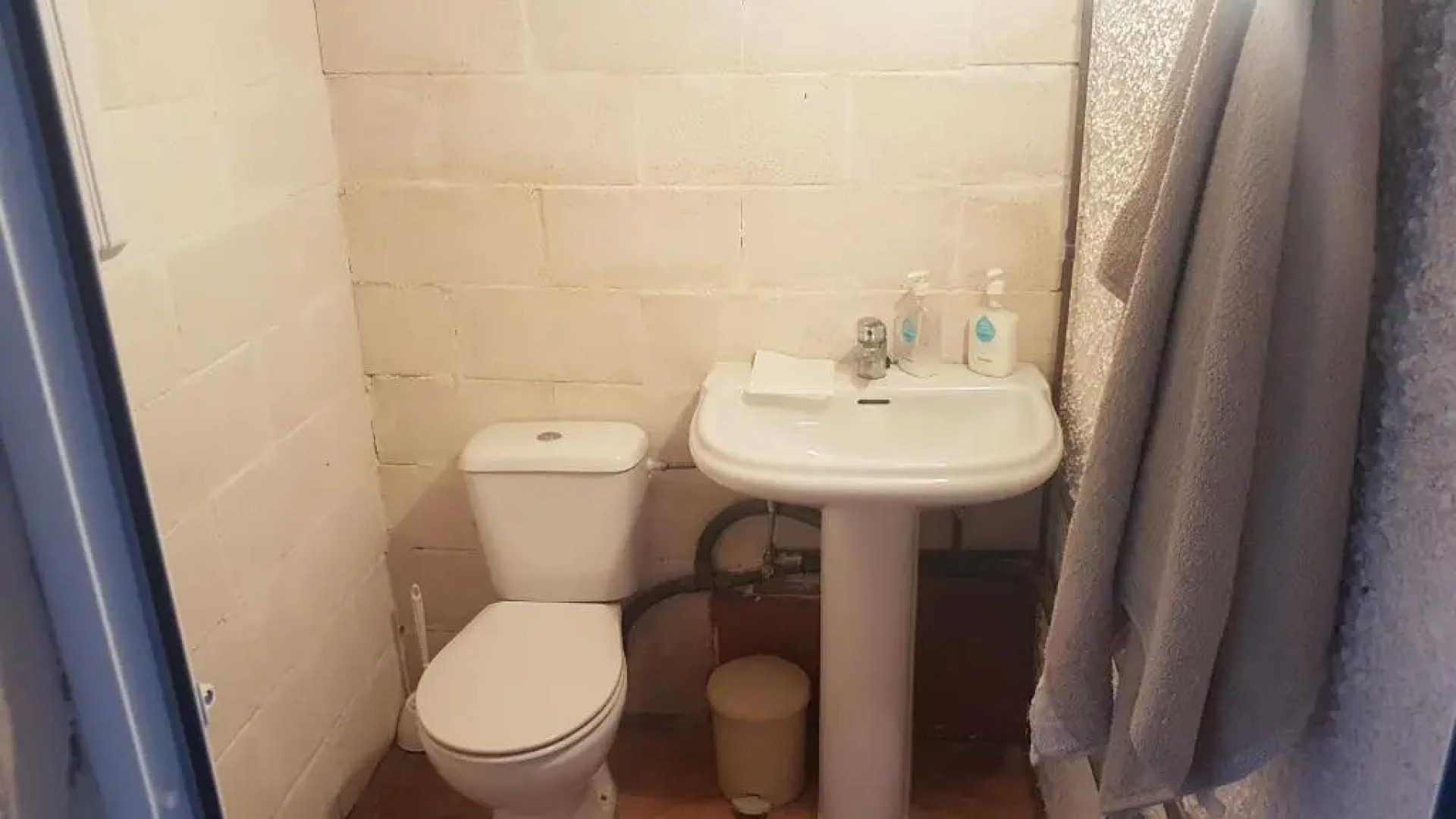 Calicanto House & Pool