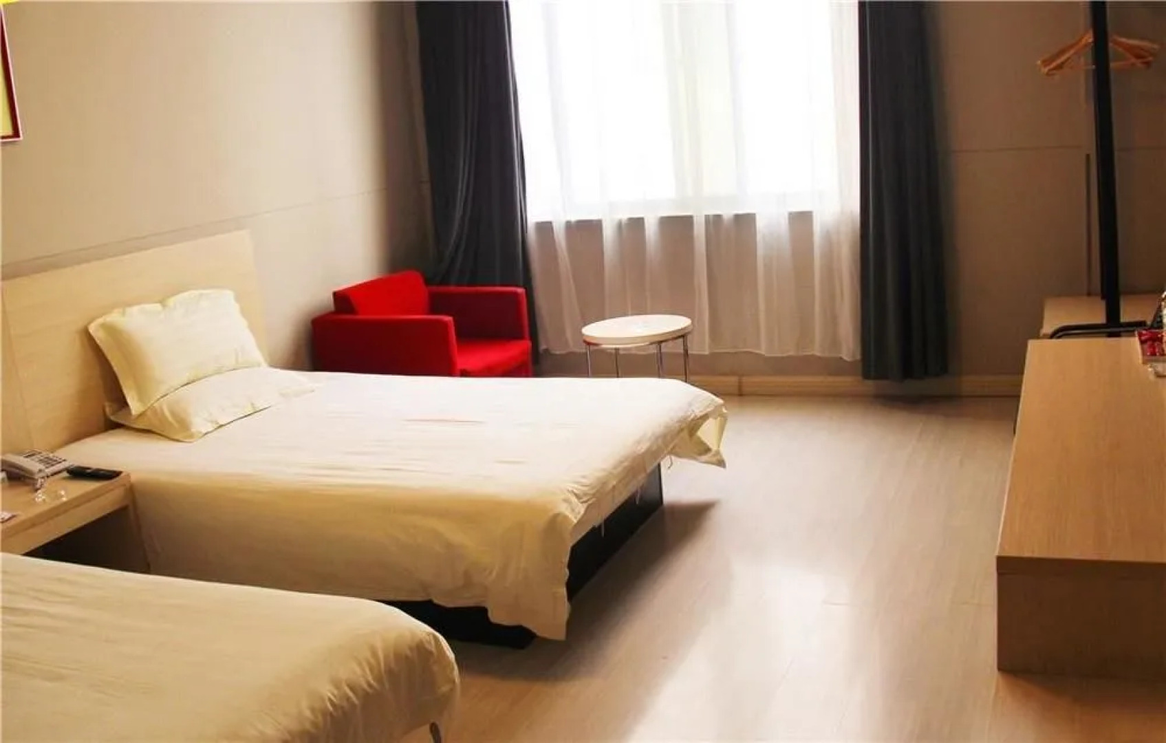 Jinjing Select Hotel (Xintian 360 South Airlines Branch)