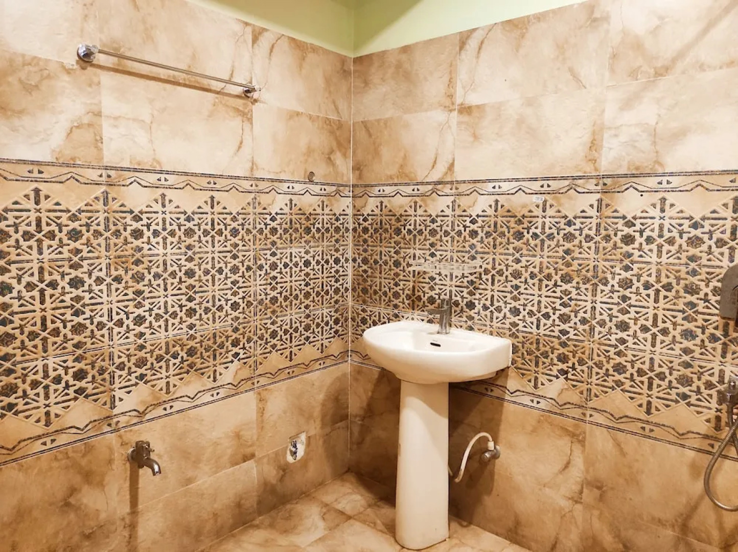 Hotel Bhagwani Palace by OYO Rooms