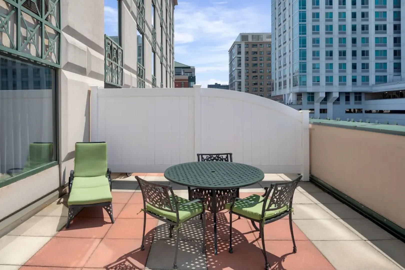 Courtyard Stamford Downtown