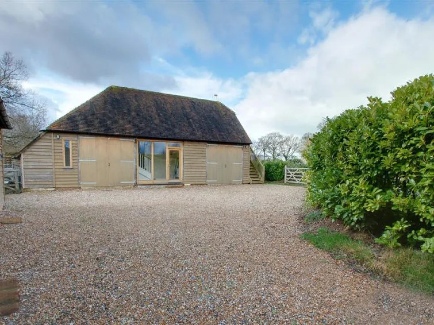 Holiday Home Methersham Oast Barn