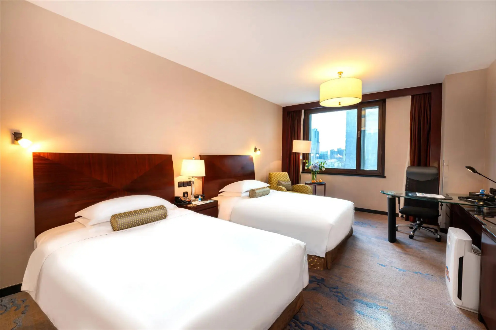 Yun-Zen Jinling World Trade Plaza Hotel