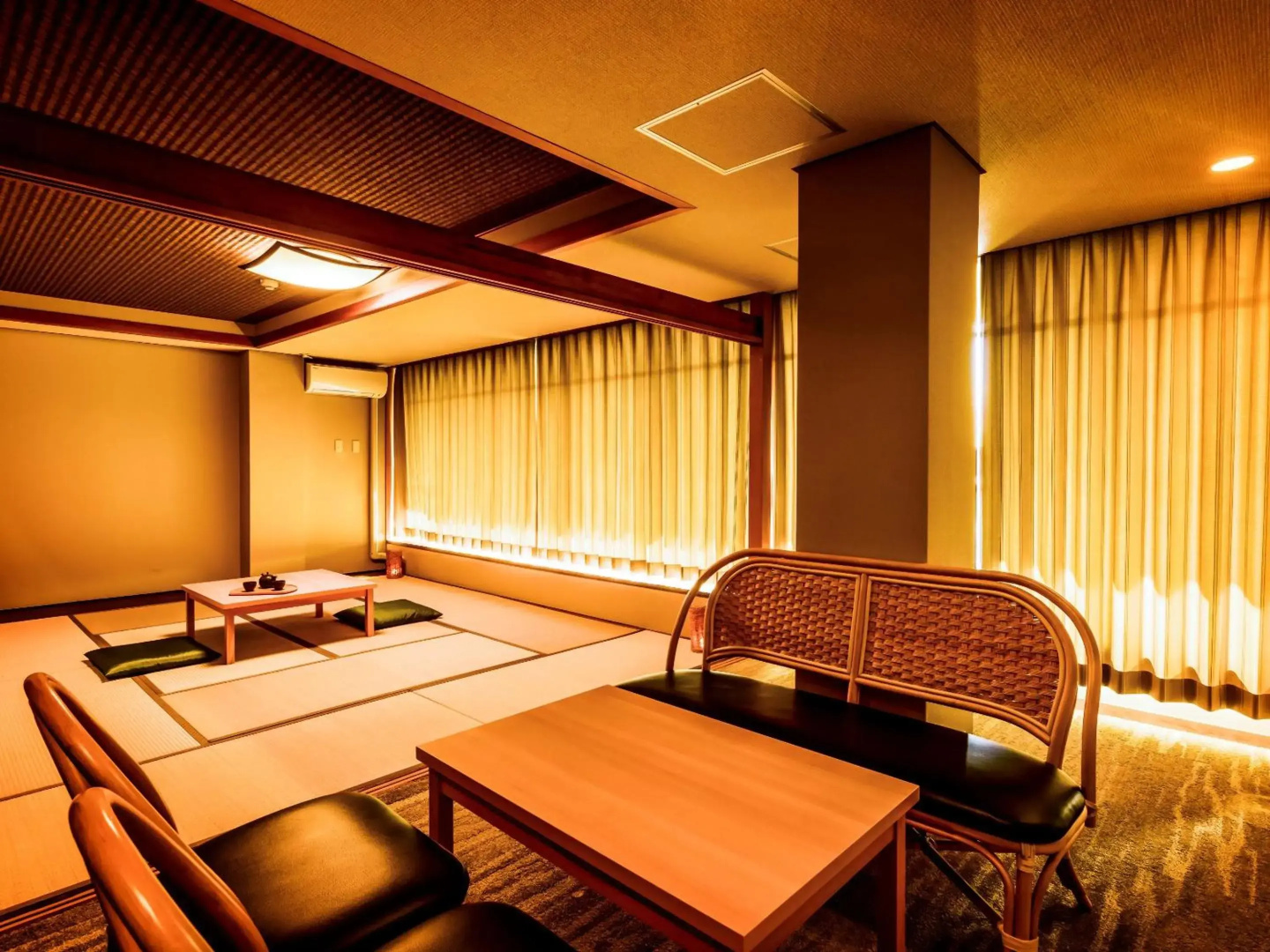 Ooedo Onsen Monogatari Premium Toba Saichoraku