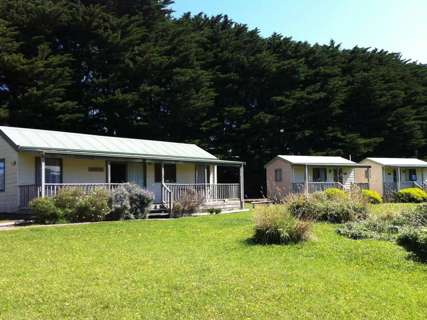 Twelve Apostles Motel & Country Retreat