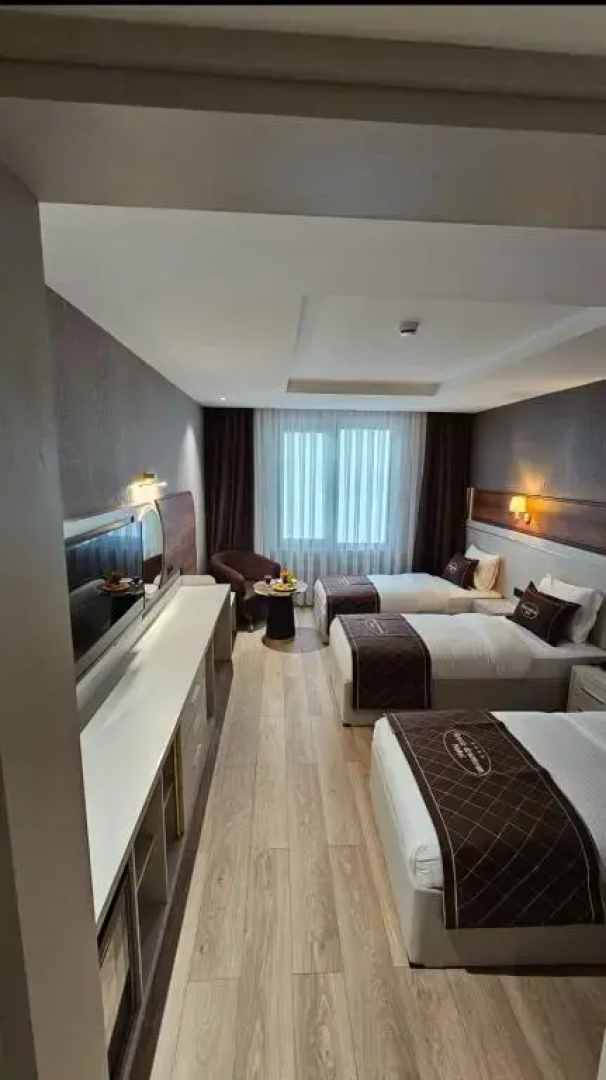Roccia DownTown Otel