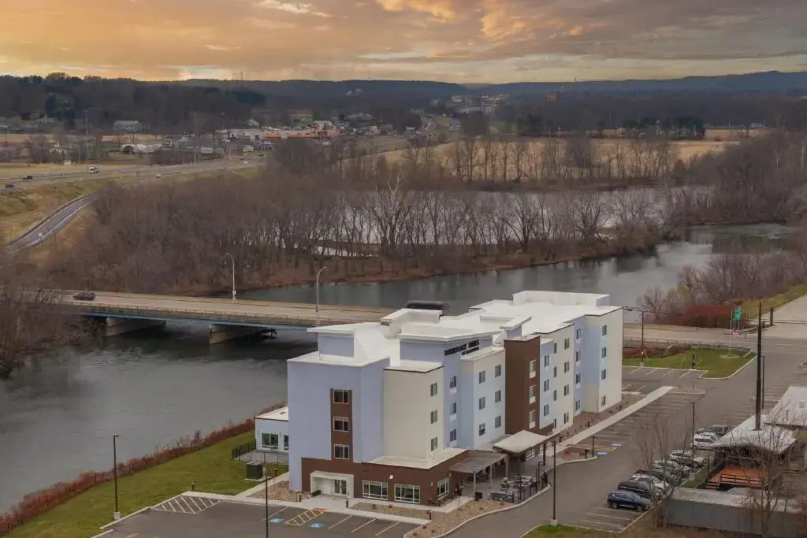 Towneplace Suites By Marriott New Philadelphia