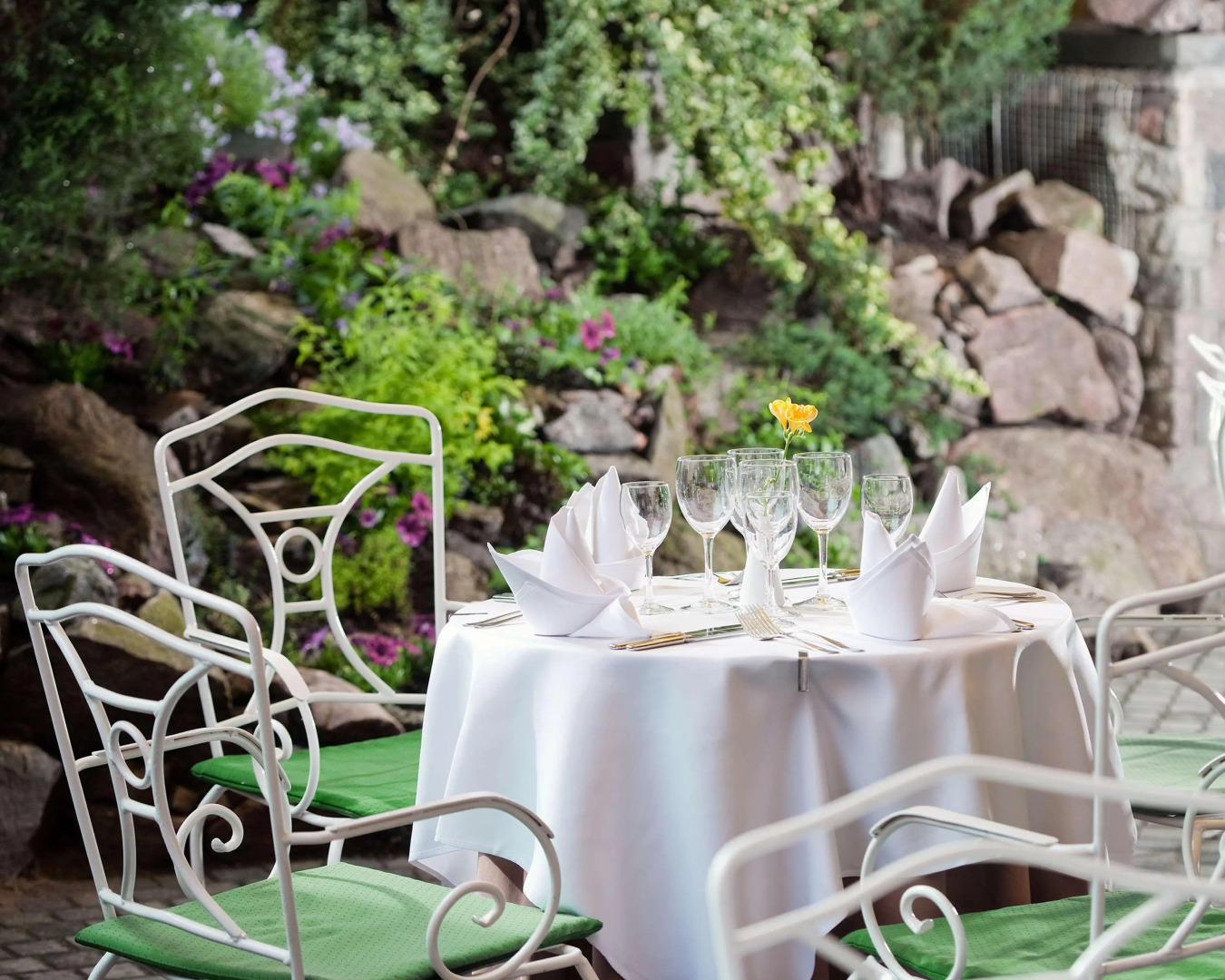 Отель Best Western Santakos