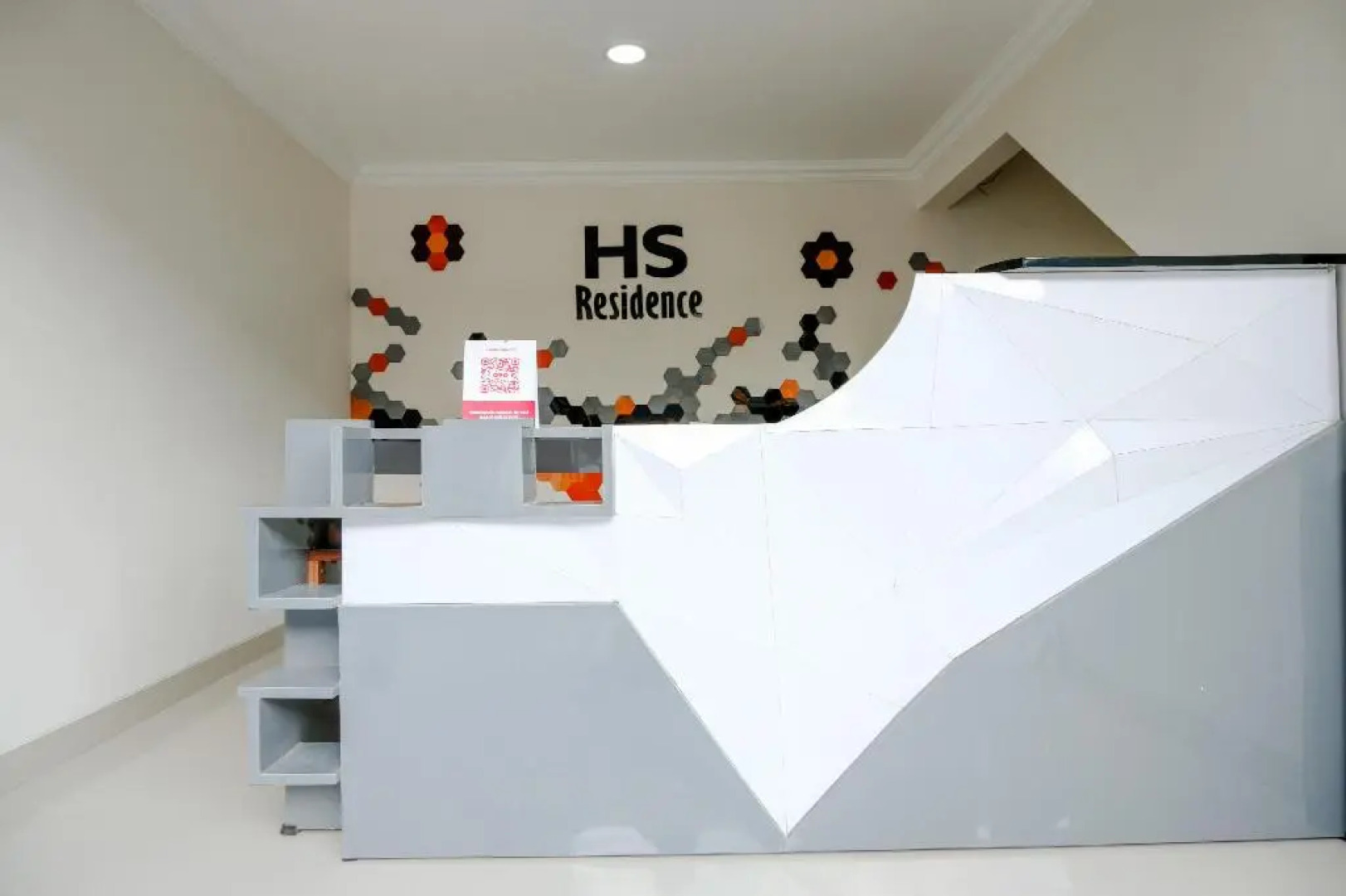 OYO 2140 Hs Residence