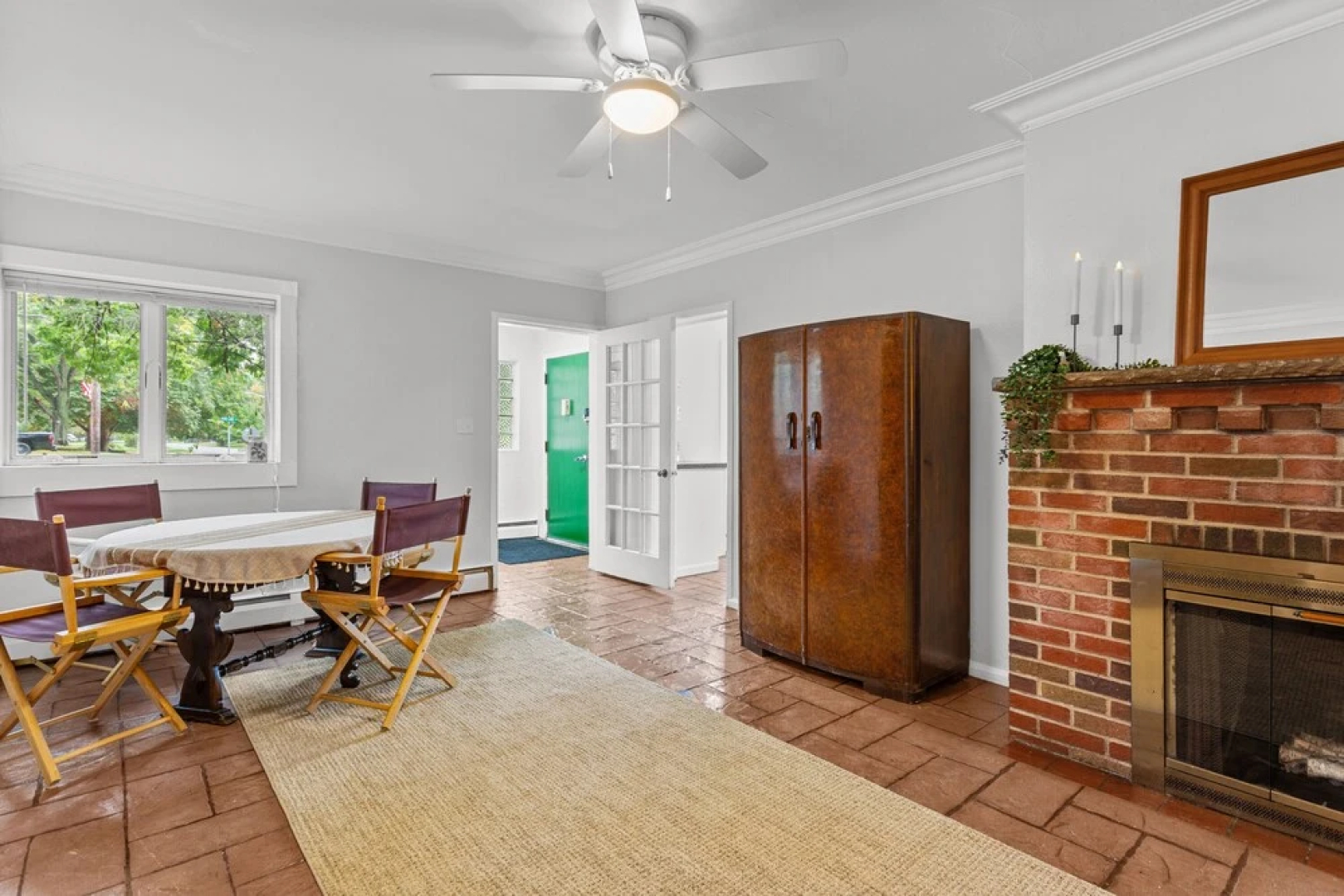 Tudor Style Apartment near MSU