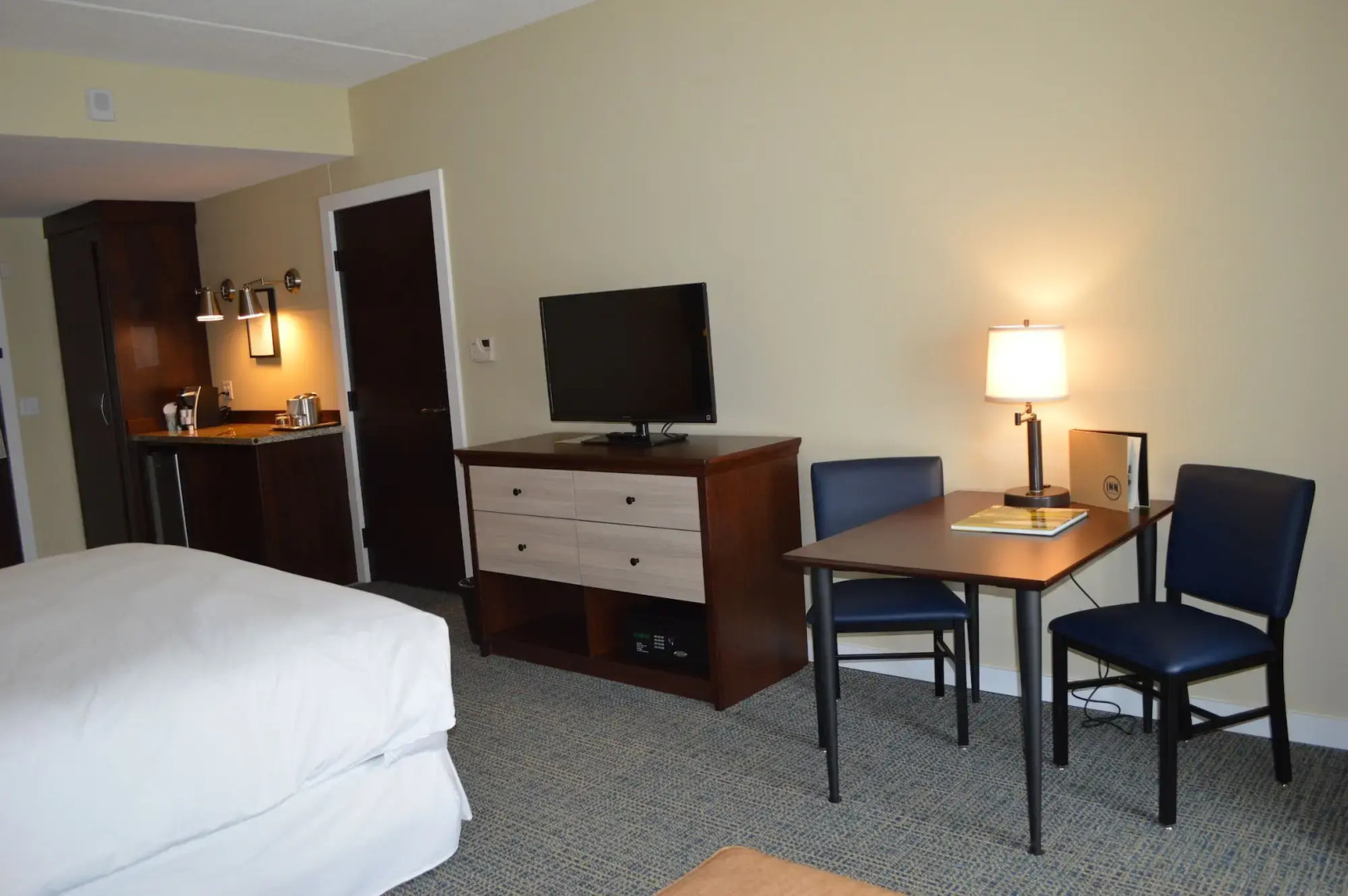 The Inn At Harbor Shores