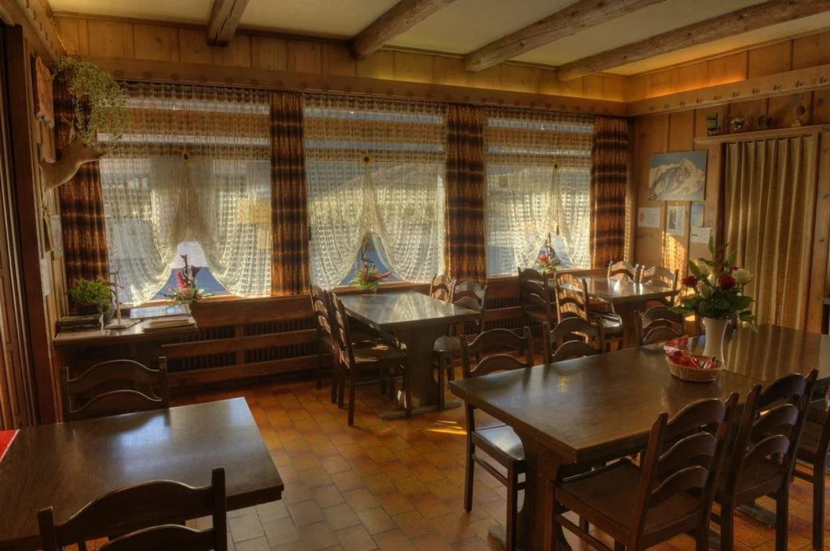 Auberge les Charmettes