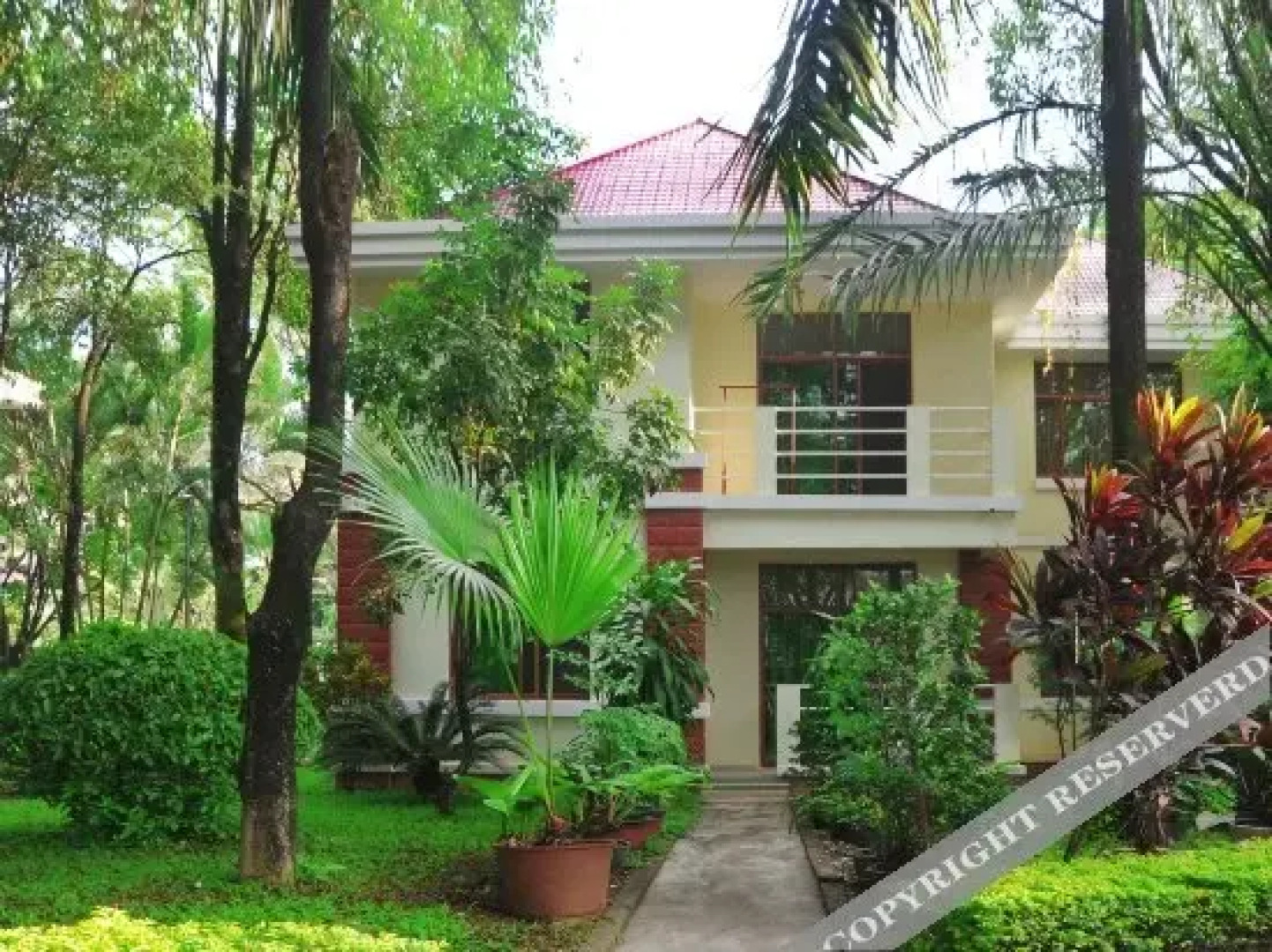 Yurui Hot Spring Garden Hotel