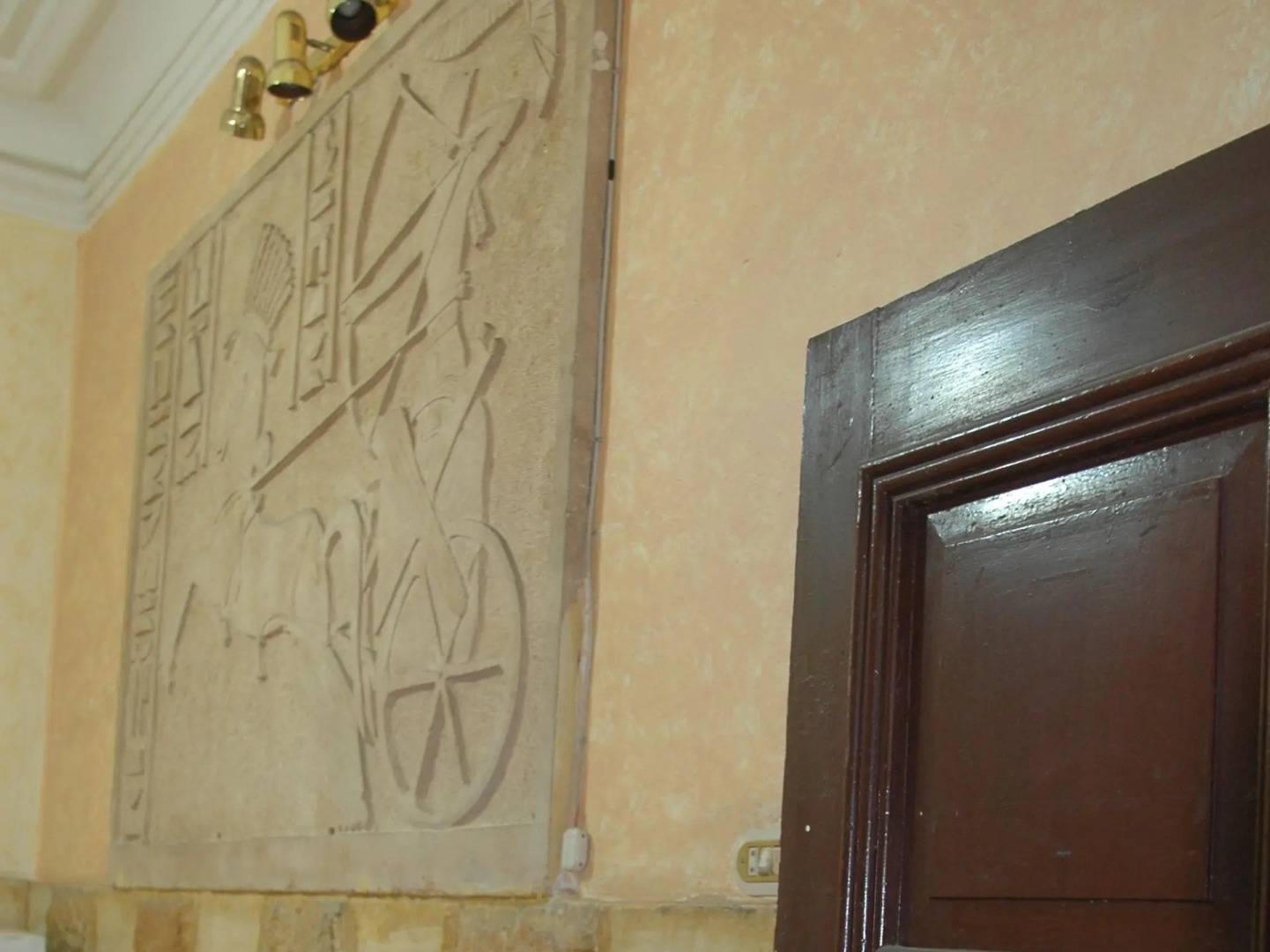 Traveler's House Hotel