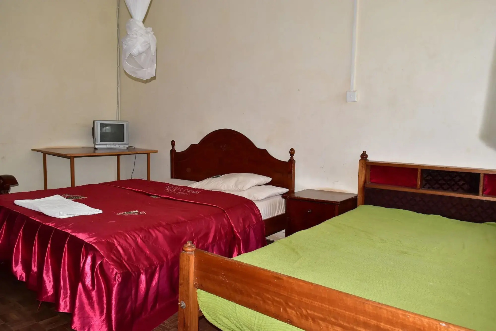 Afrique Paradise Hotel