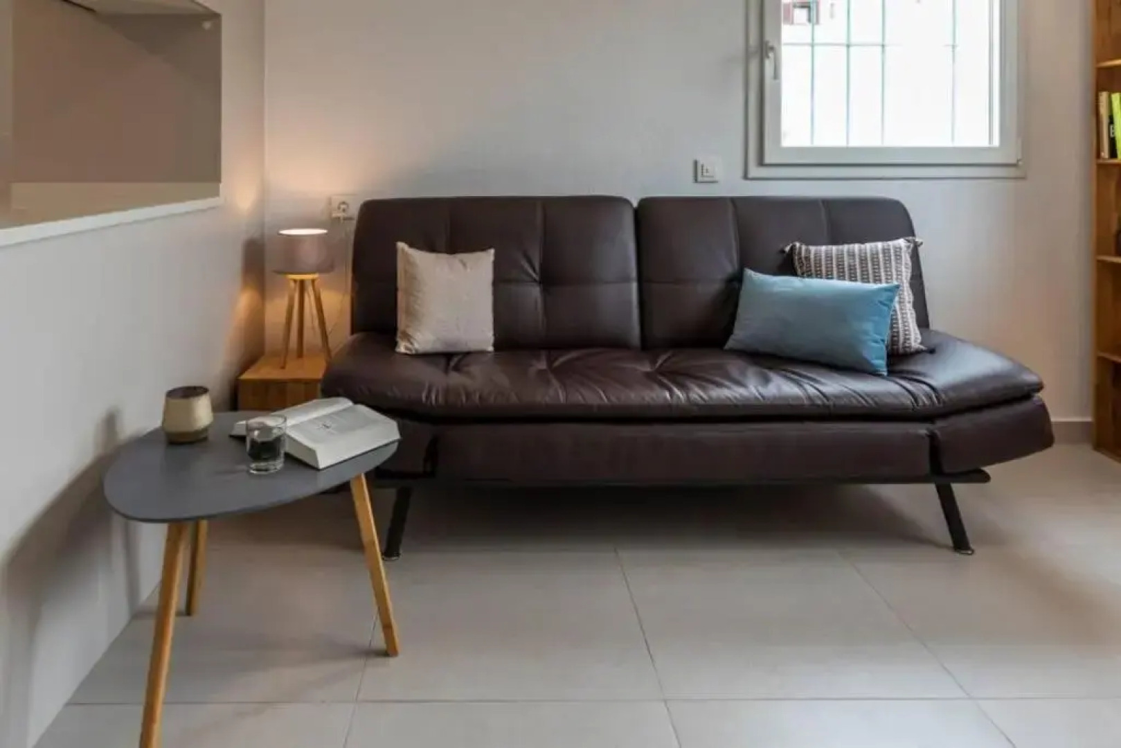 TurAlmeria - Casa Tranquila con Jardín y Aparcamiento privado