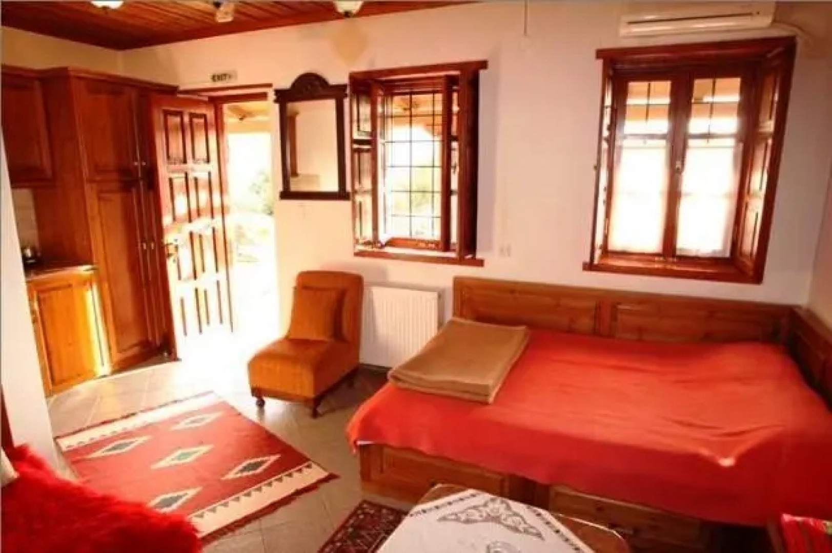 Astraka Guesthouse II