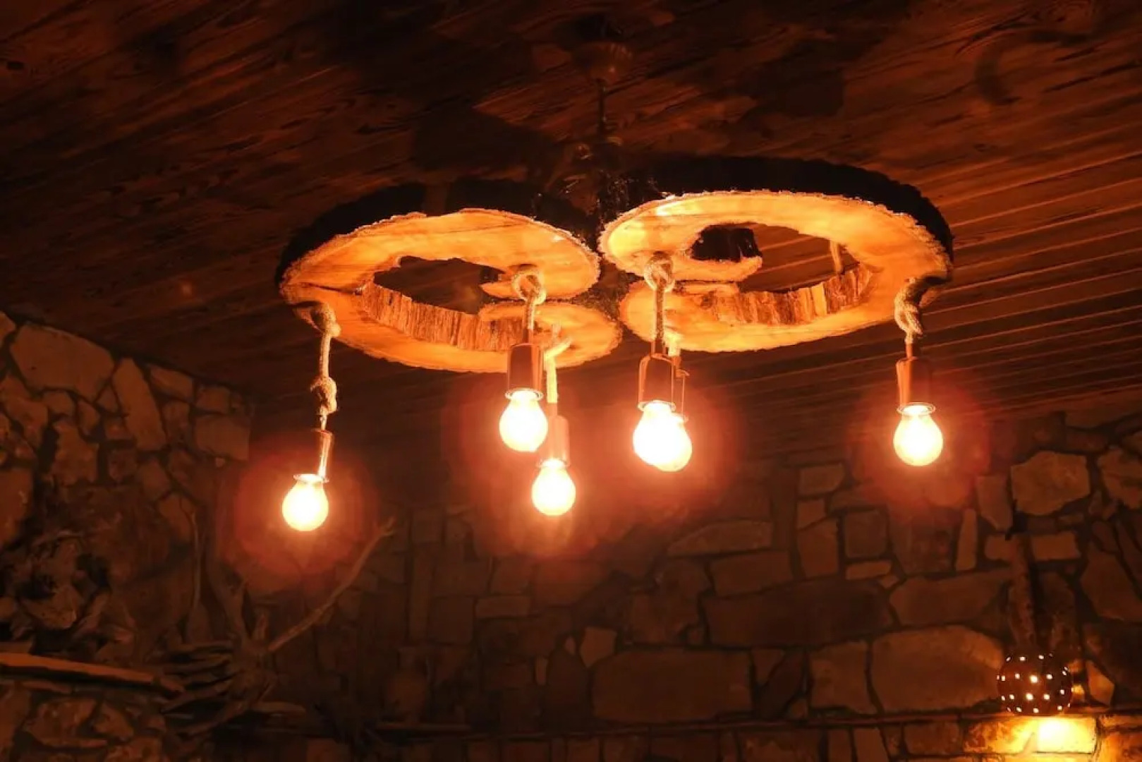 Gokceada Uysallar Köy Evi