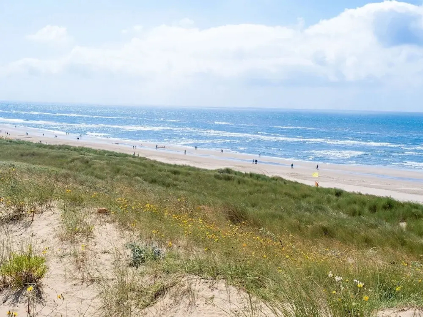 Beautiful Holiday Home Near the sea