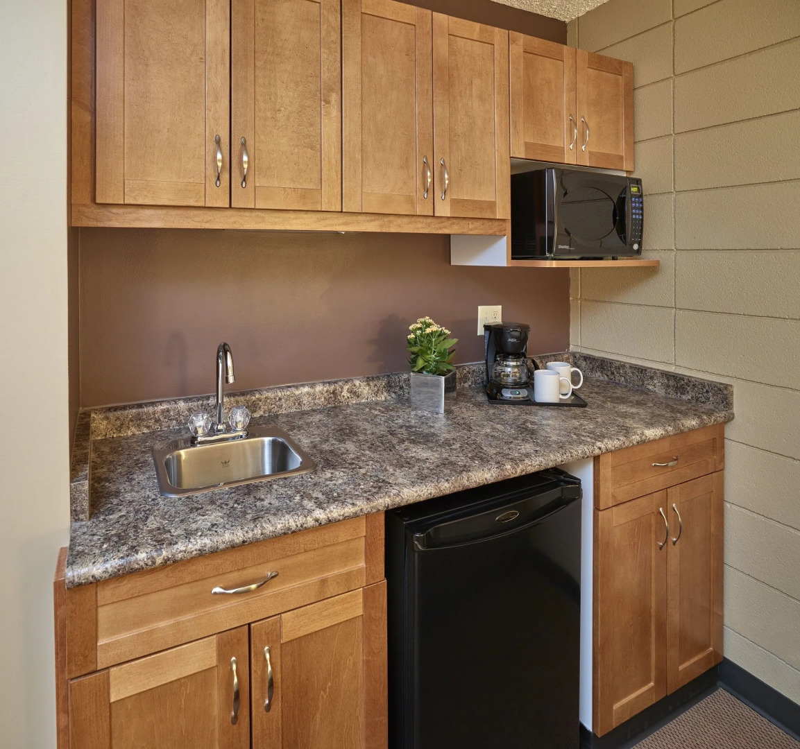 The Neighbourhood Inn