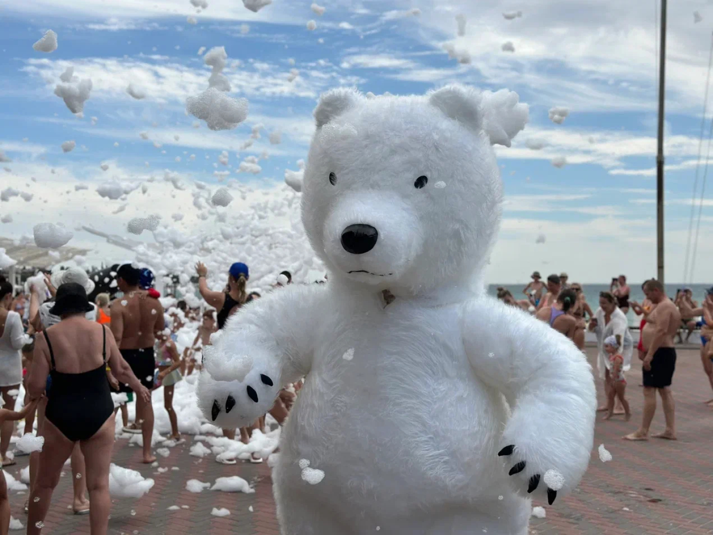 Zolotoj bereg(Evpatorija)