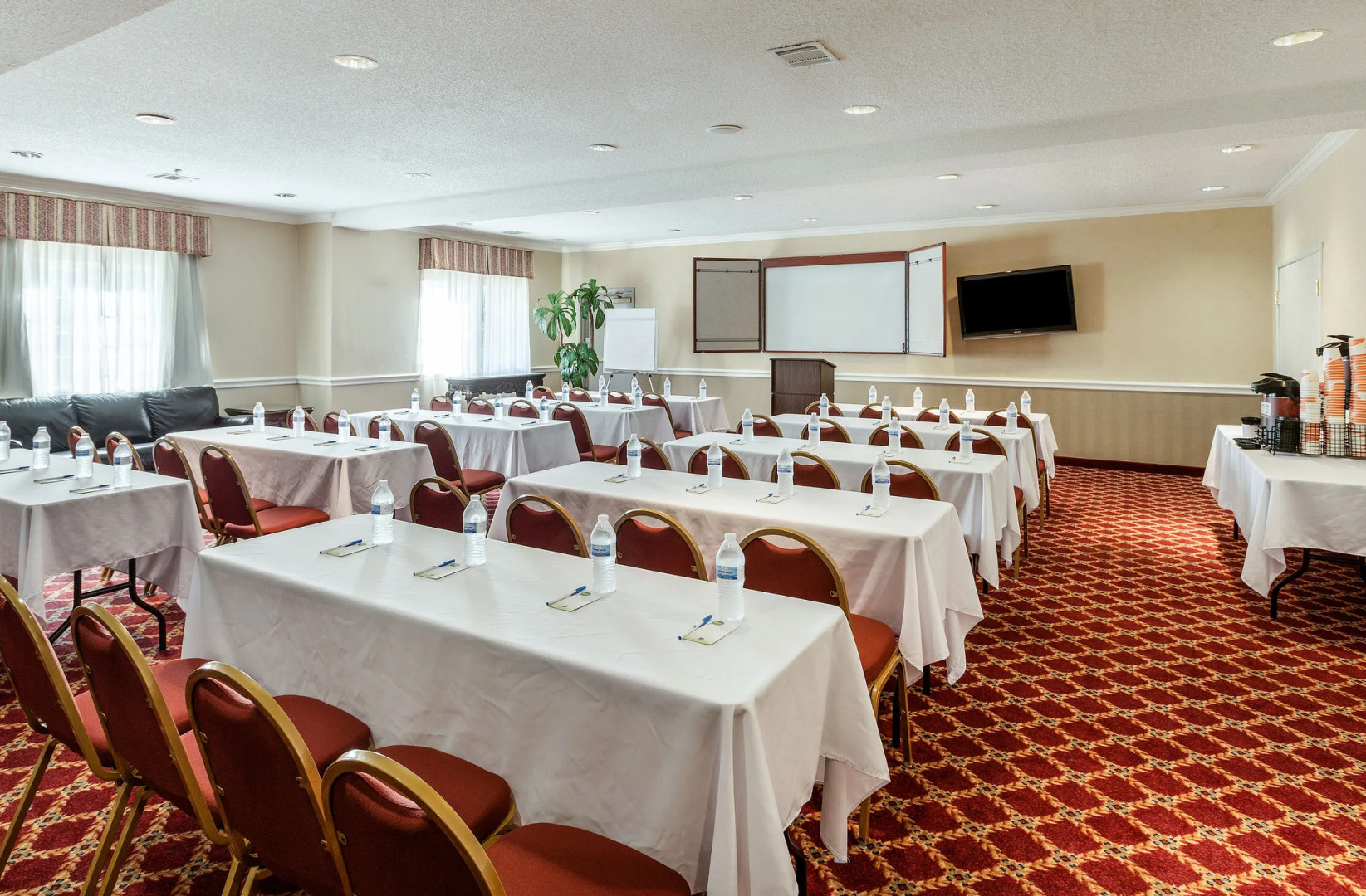 Comfort Inn & Suites Texas Hill Country