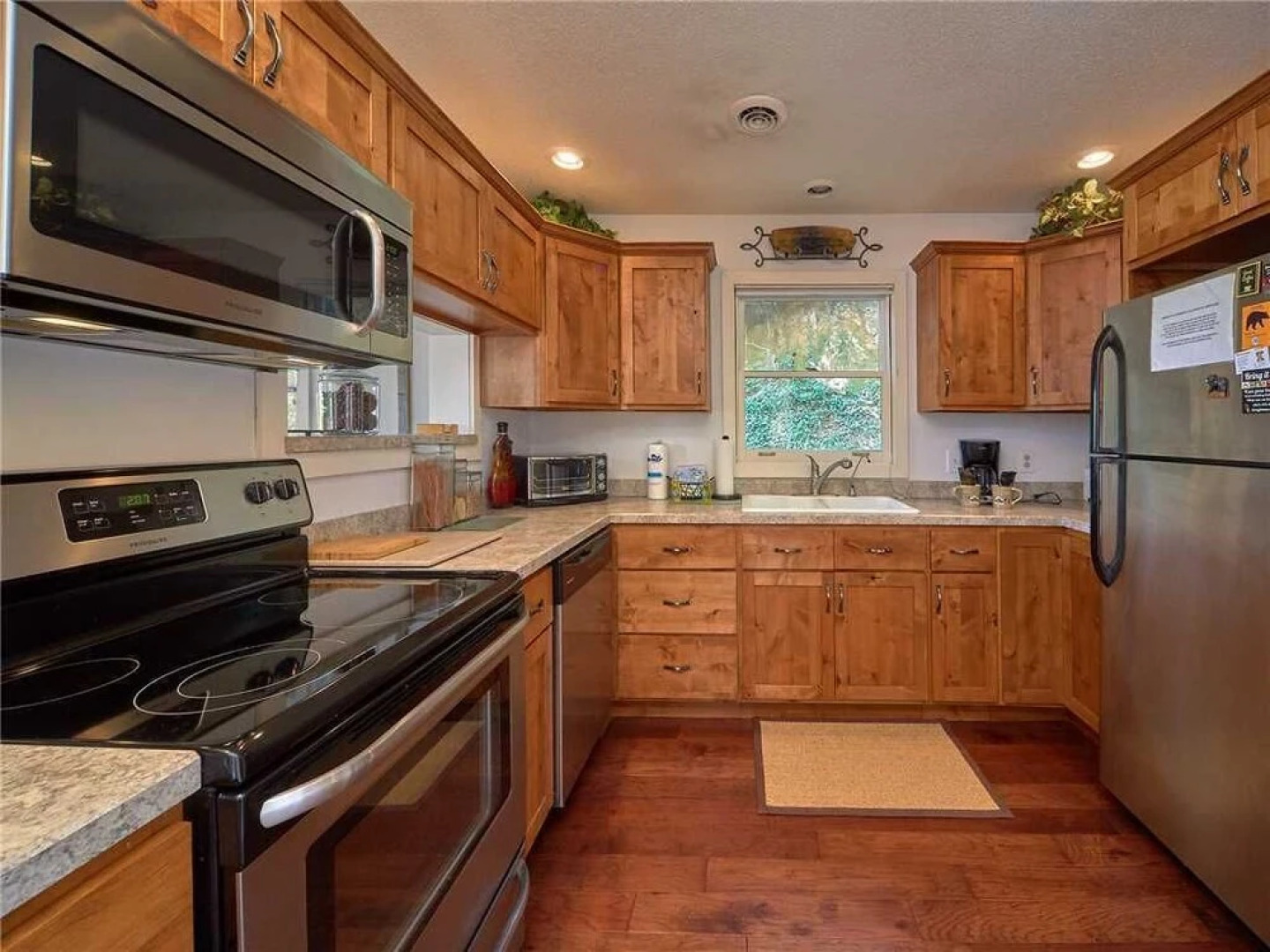 Mountain Perch 3 - Three Bedroom Cabin