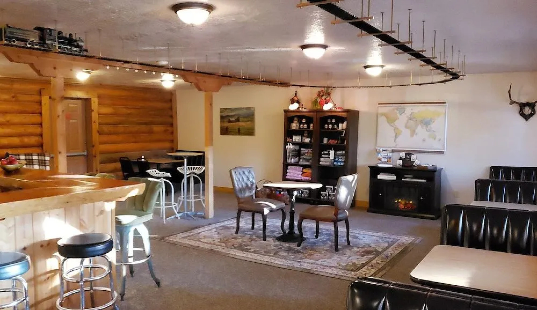 Duck Creek Village Inn