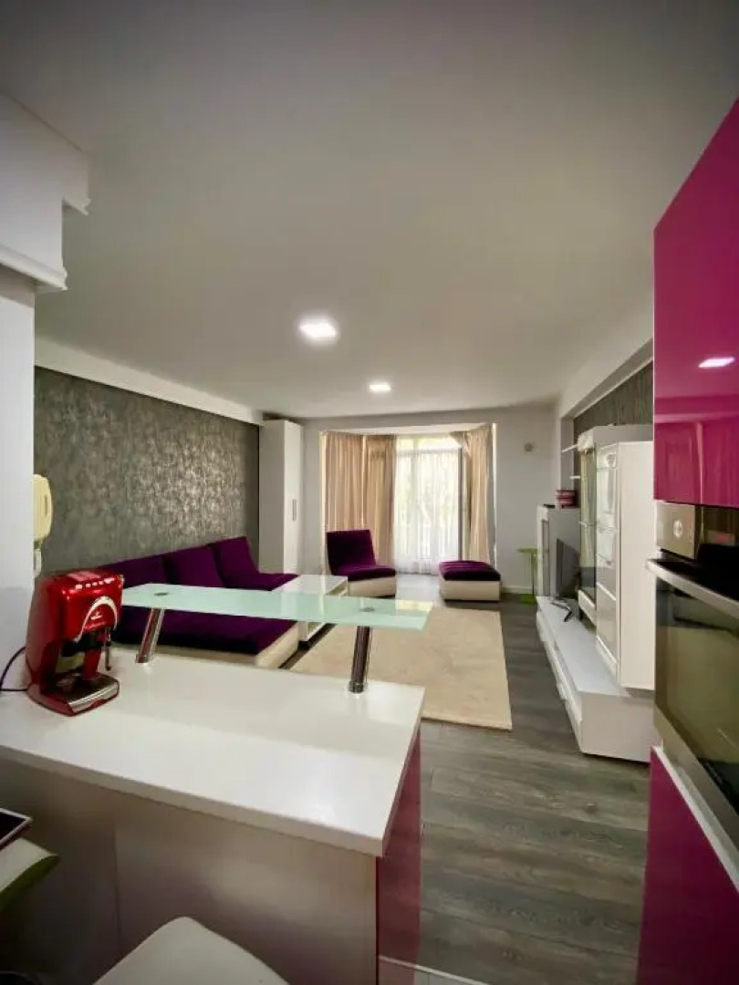 Forever Friday Apartment Cosmopolis