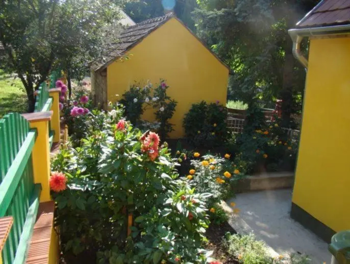 Sárgarigó Vendégház