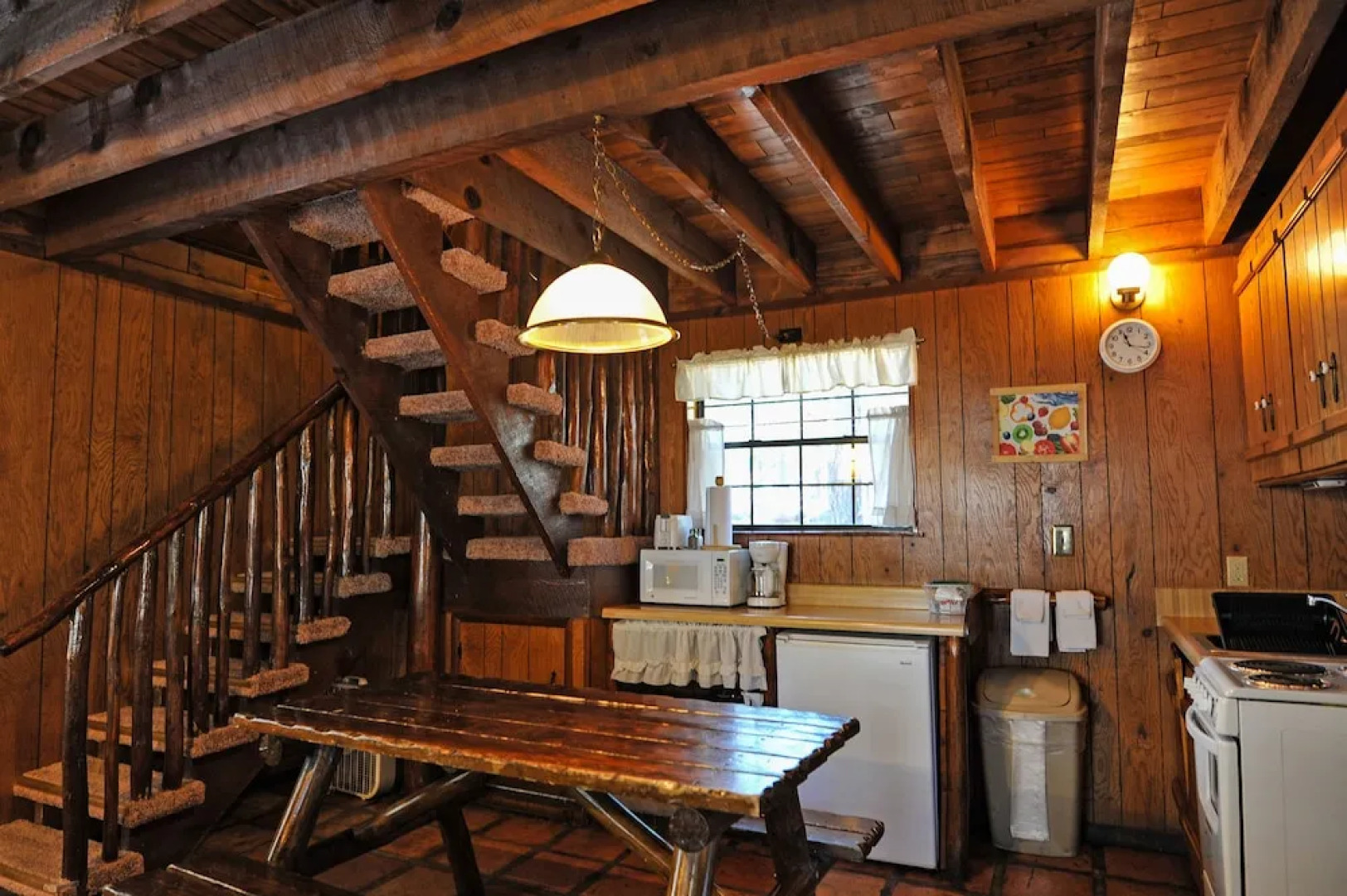 Bear Creek Motel And Cabins