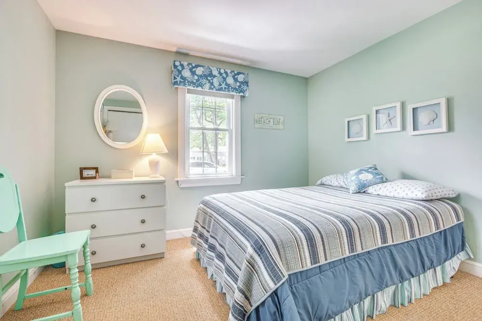 Walk to Goose Rocks Beach: Quiet Townhome w/ Patio