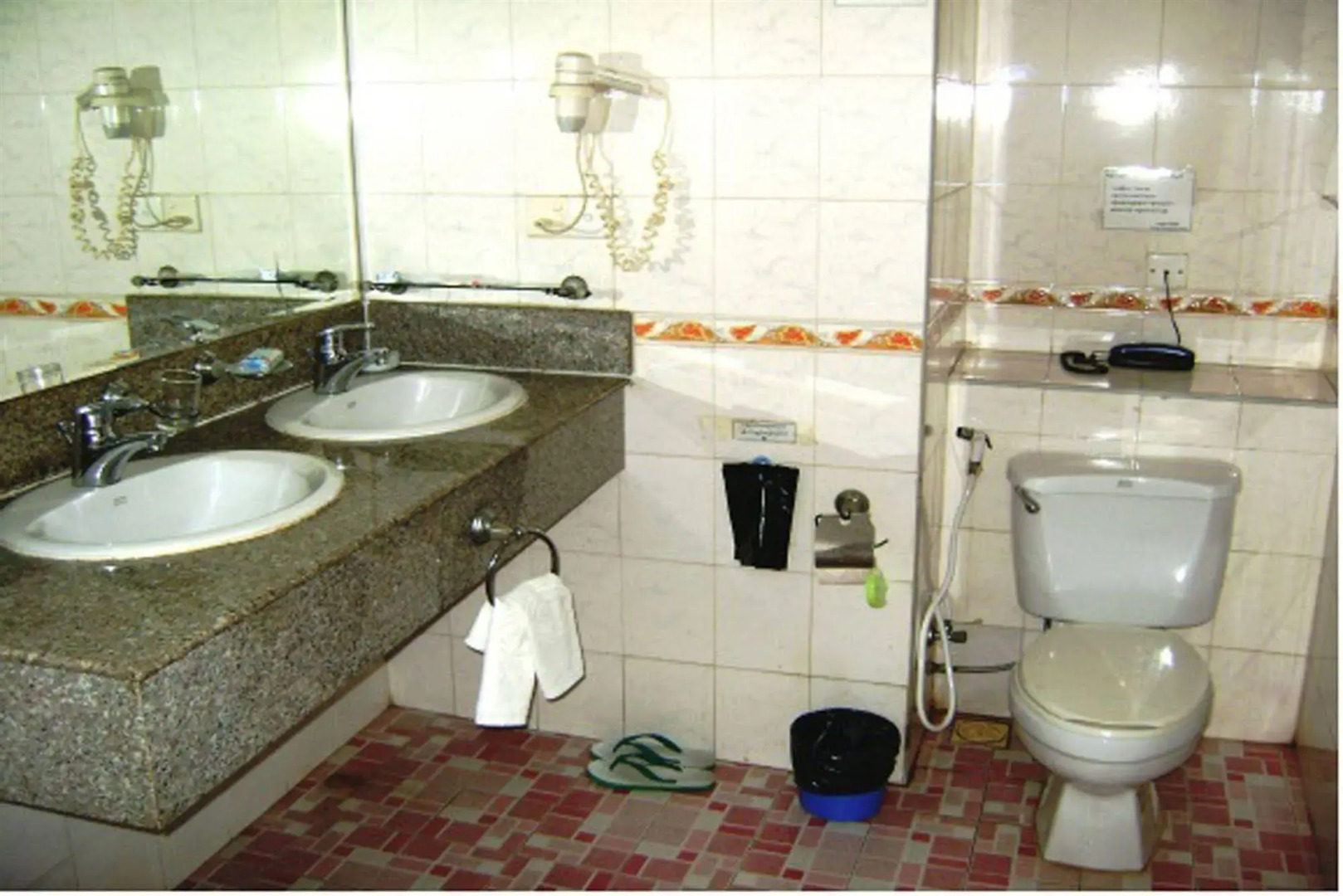 Excel River View Hotel