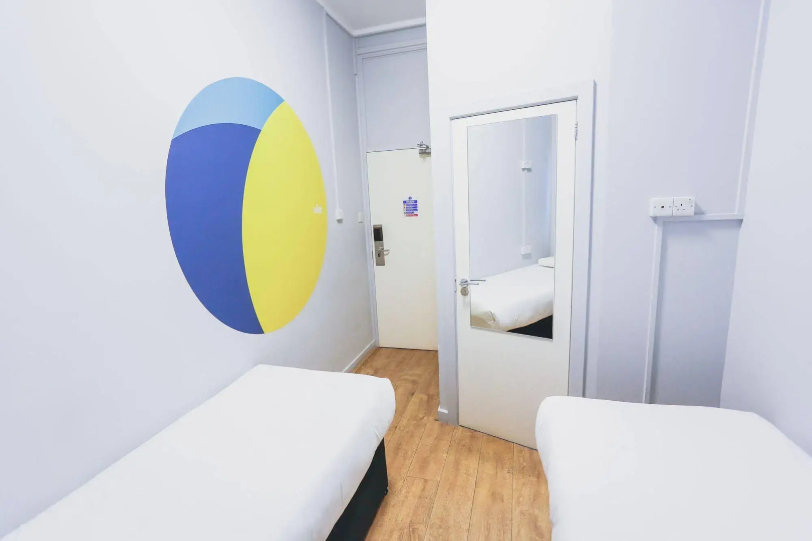 Via Limehouse - Hostel