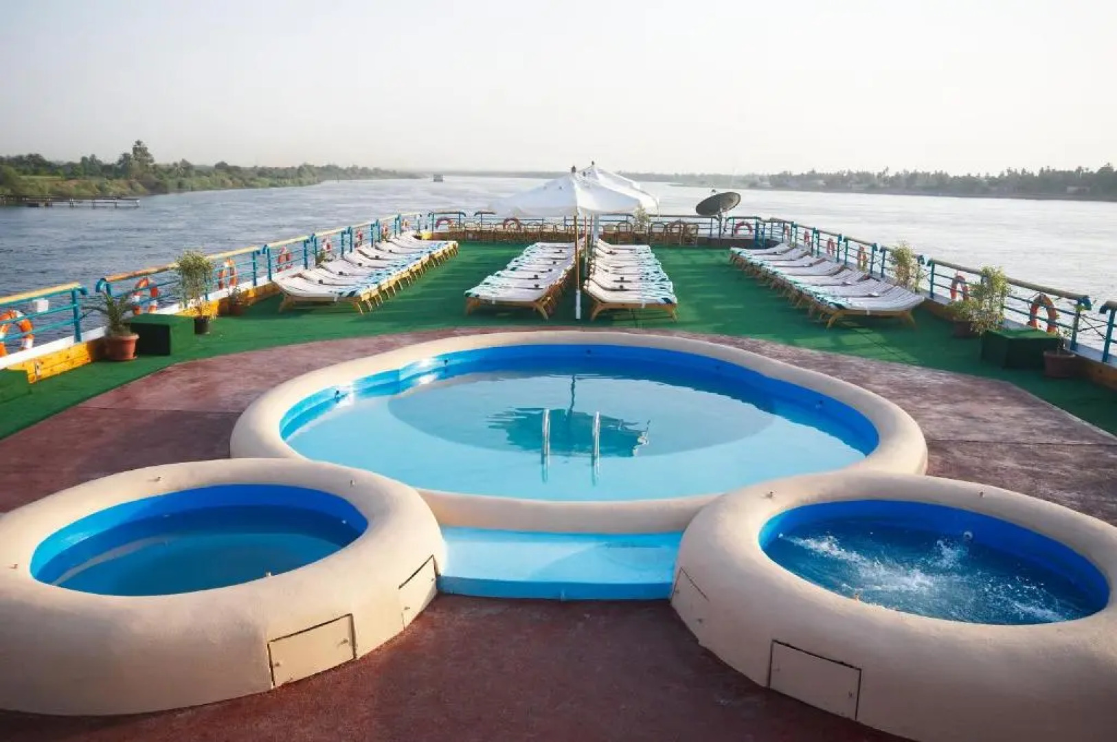 Nile Carnival Cruise 4nt Lxr Thursday 3nt Asw Monday