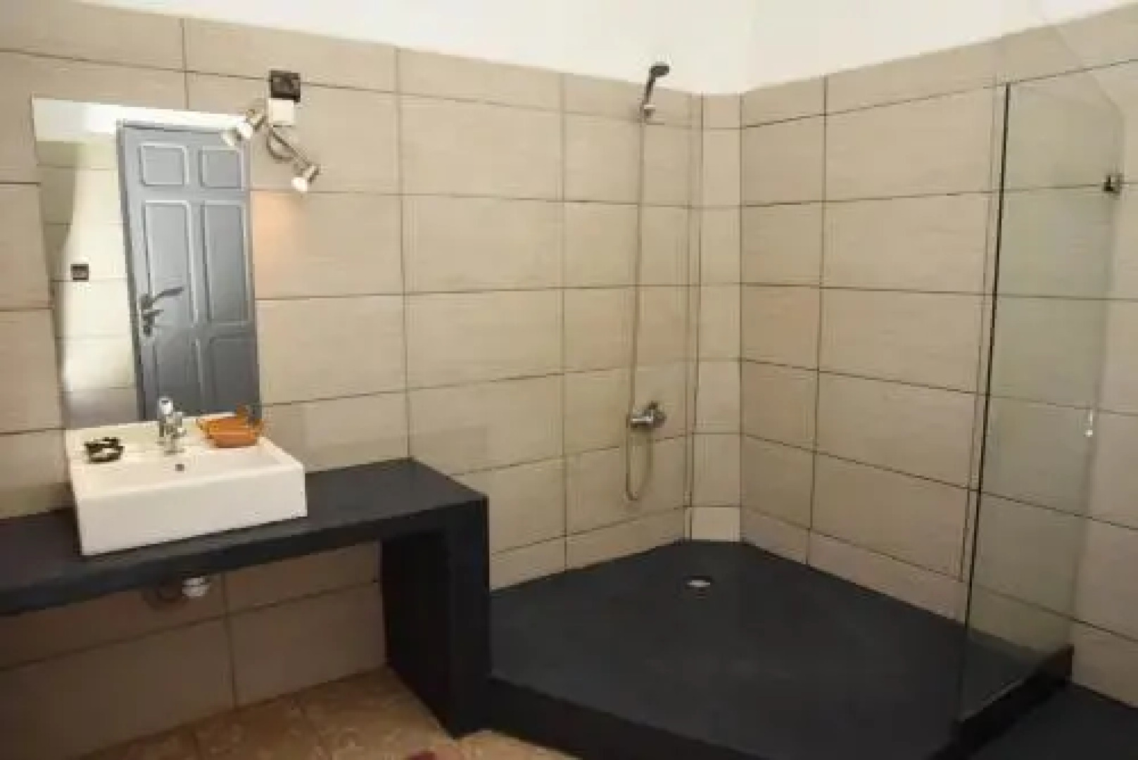 L Hotel  SPA Le Victoria