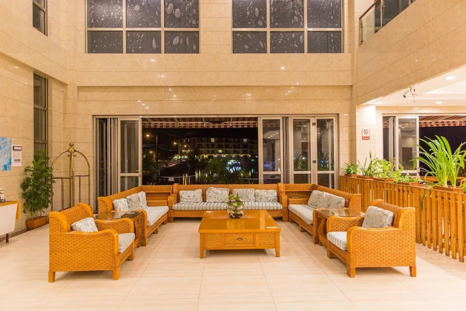 Palau Vacation Hotel
