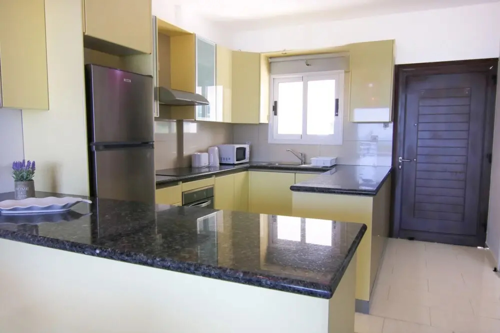 Phaedrus Living Beachfront Villa Morona