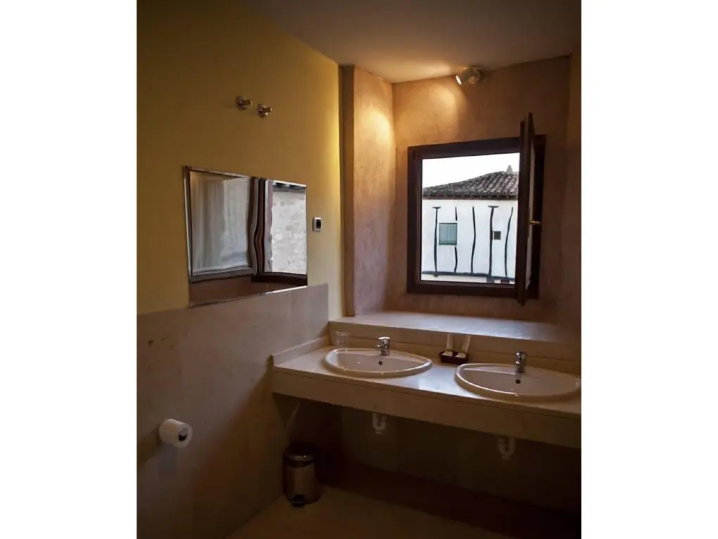 Hospedería Porta Coeli