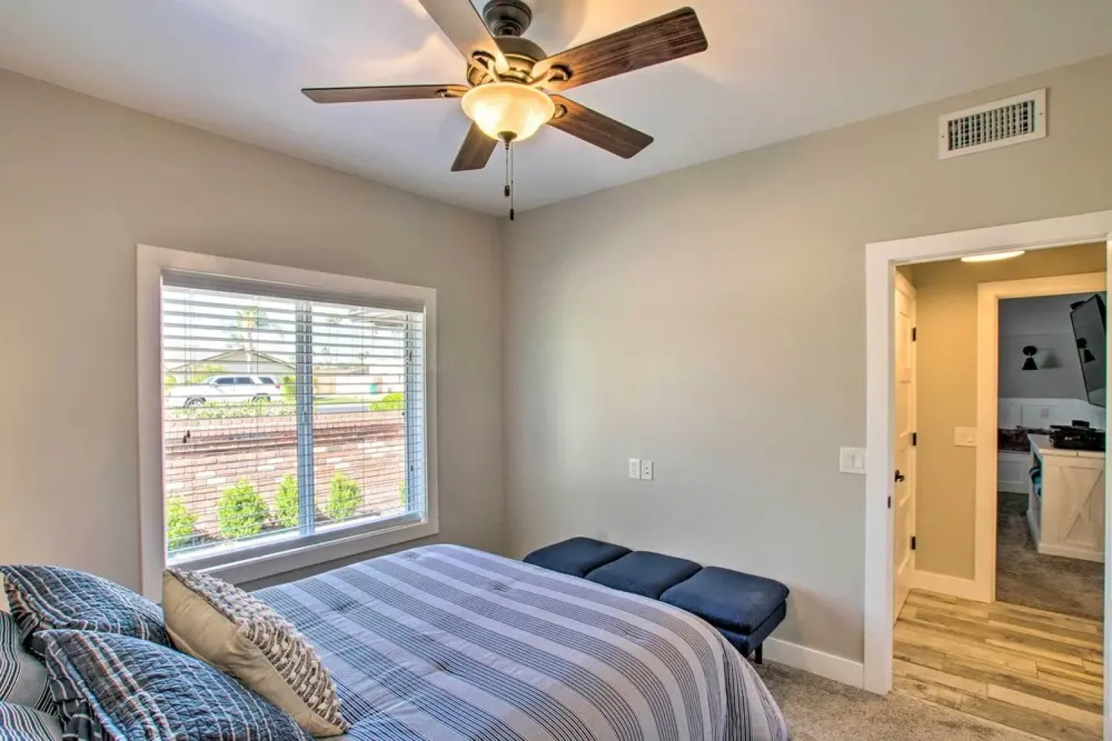 Modern Mesa Escape w/ Pool < 5 Mi to Downtown