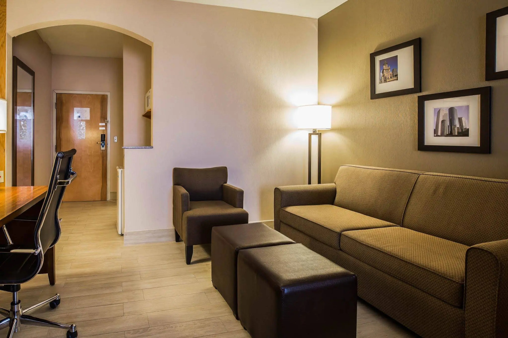 Comfort Suites Stafford Near Sugarland