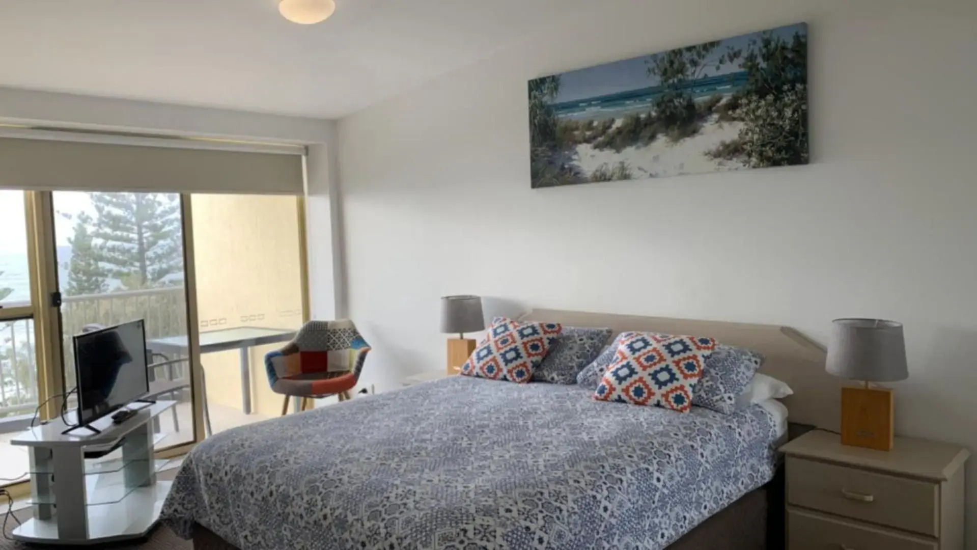 Unit 10 Sea Eagles Apartments