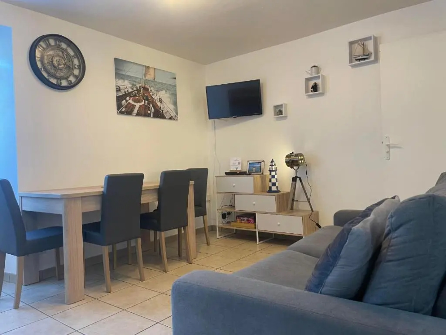 Jacuzzi Studio 2/4 pers avec terrasse aménagée