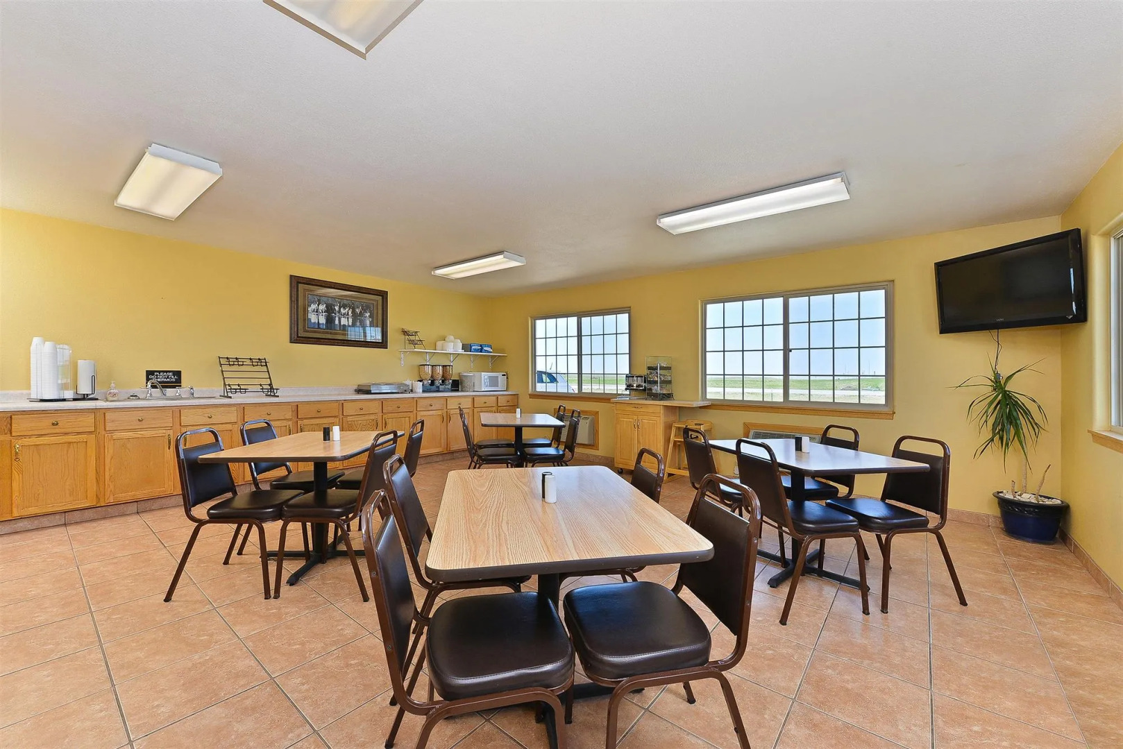 Americas Best Value Inn Kadoka