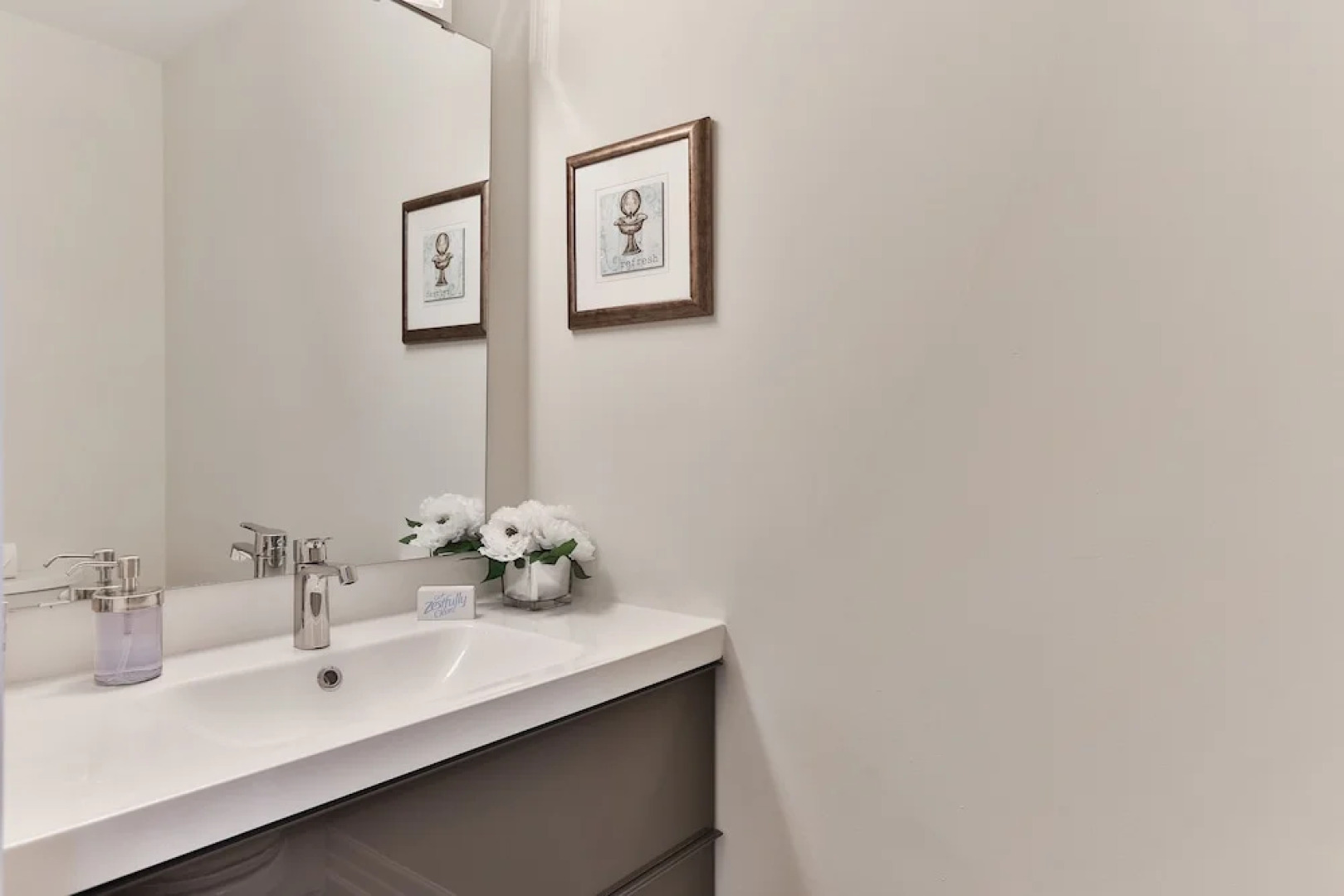 QuickStay - Stunning 4bdrm House in Vaughan