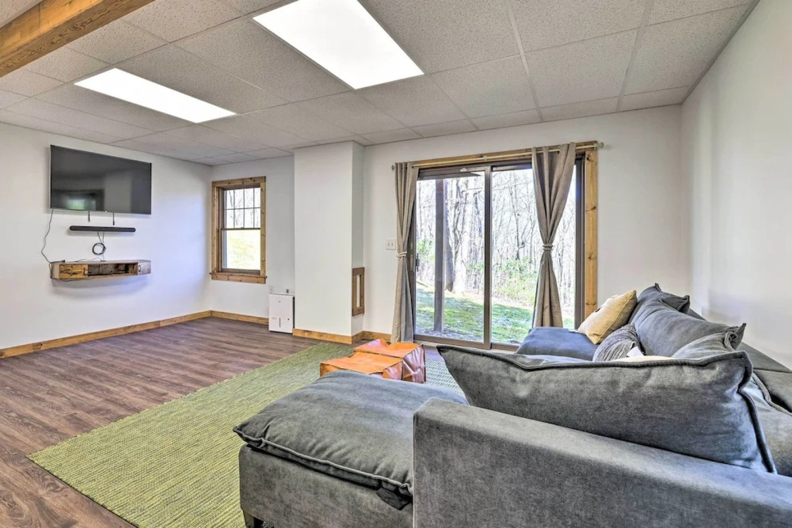 Pocono Retreat, 1 Mi to State Park & Ski Access!