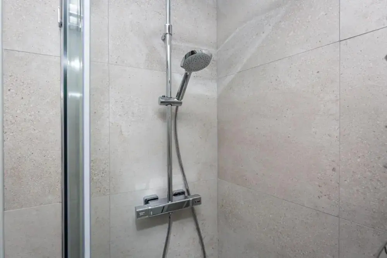 Apartments TELECABINE 365