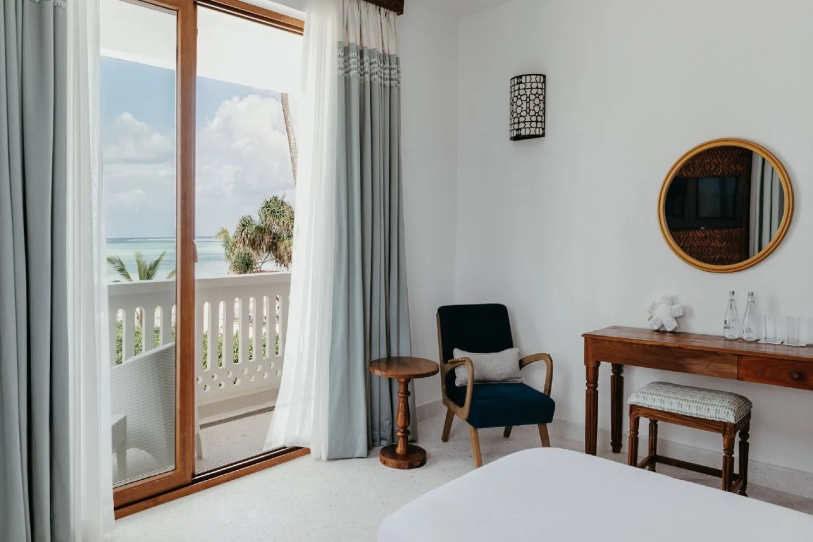 Отель LUX Marijani Zanzibar