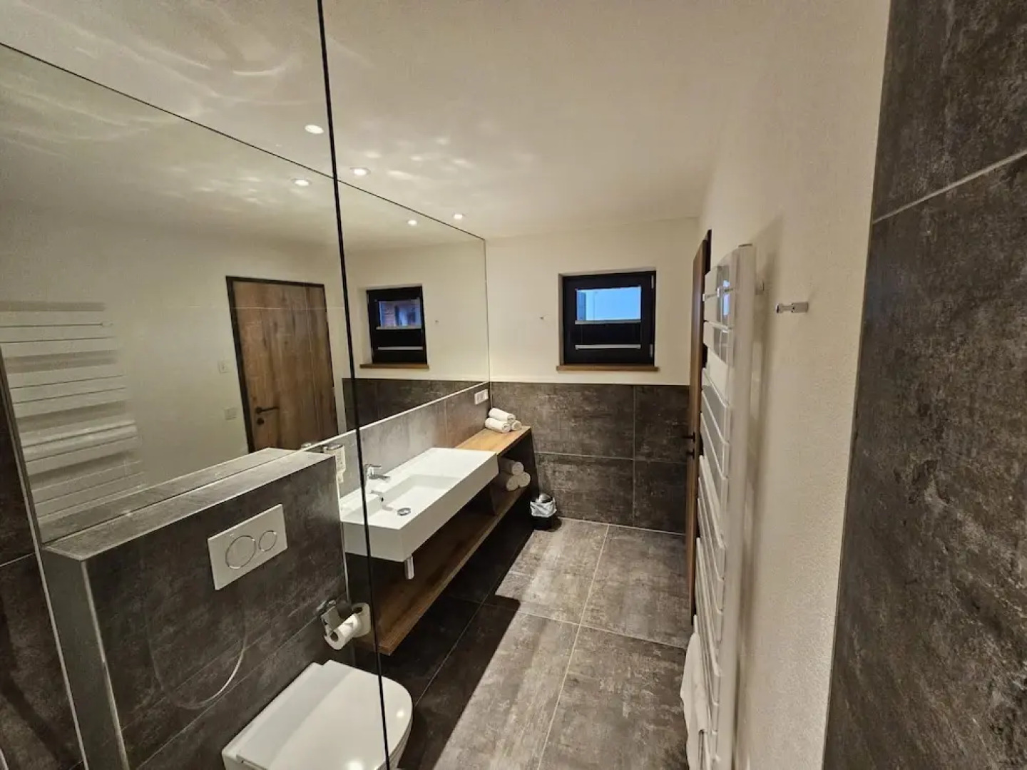 Chalet in Zillertal Near Ski Slopes & Whirlpool