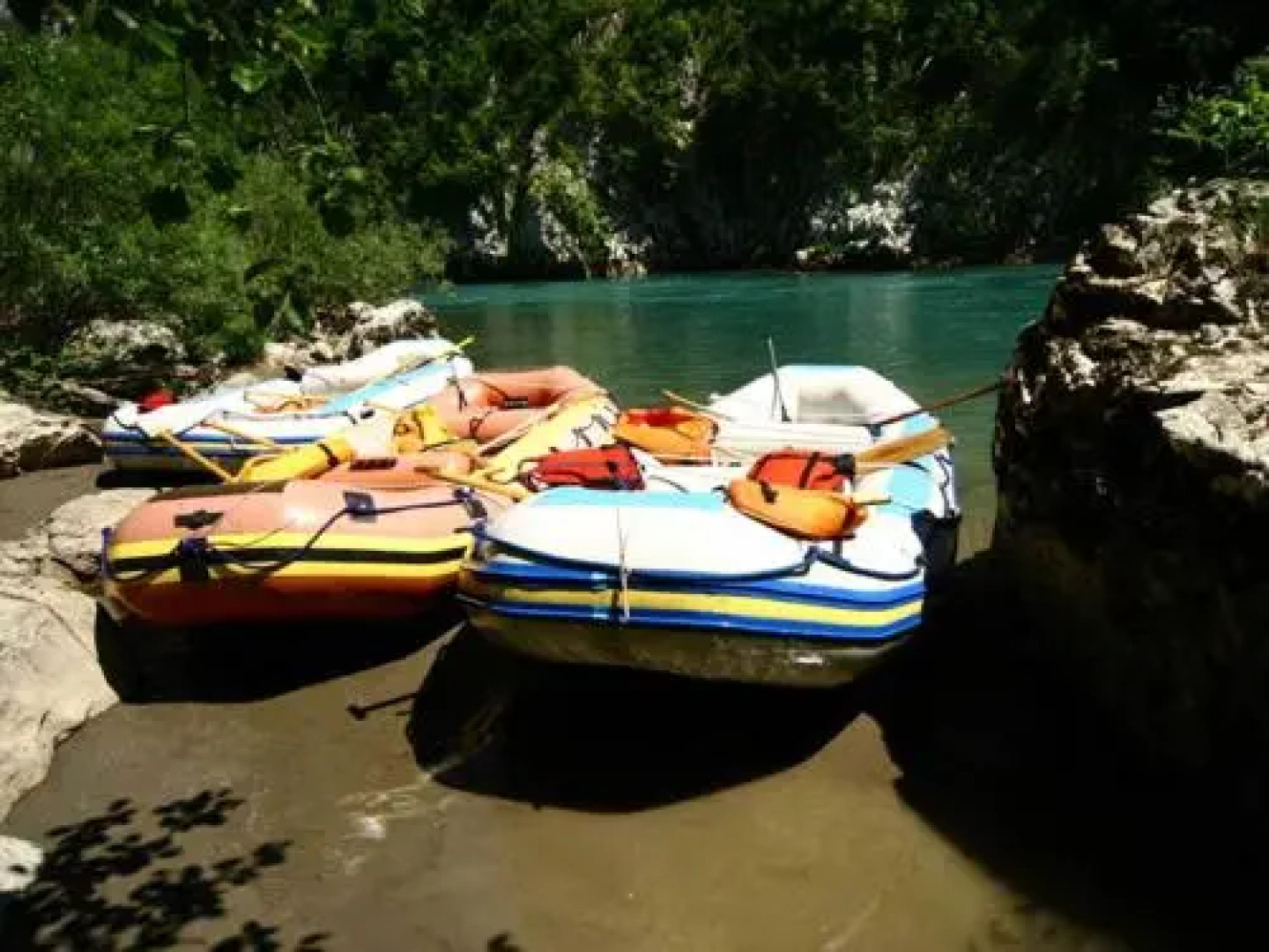 Rafting Camp Tara Center Tri Vodenice